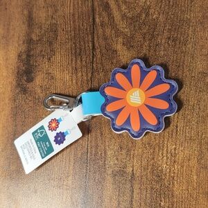Aldi 2025 Flower Quarter Keeper Key and Quarter Holder Keychain NWT